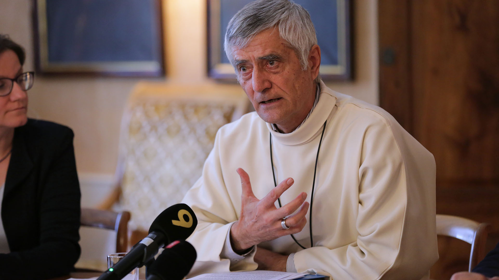 En l'absence de messes, "L’occasion est bonne aussi pour un contact renouvelé avec La Parole de Dieu", indique Mgr Lovey | © Bernard Hallet