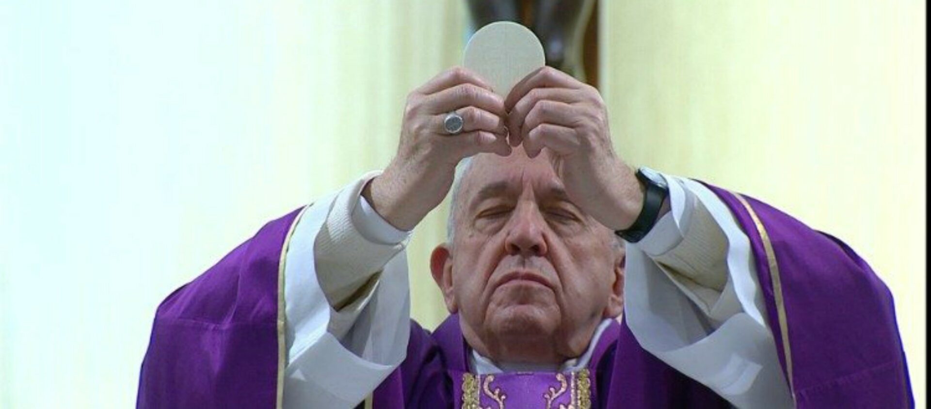 Le pape François célèbre la messe à Sainte-Marthe | ©  Vatican Media