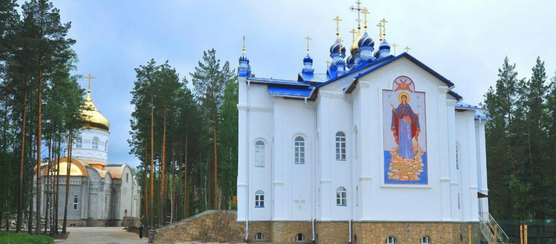 L'église de l'Icône de Notre-Dame de Kazan au monastère de Sredneuralsky, dans le Moyen Oural  | DR
