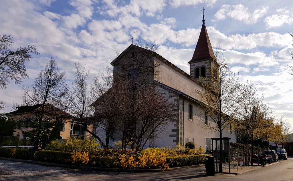 Eglise St-Loup, Versoix/ © Yann Roulet, YRShots
