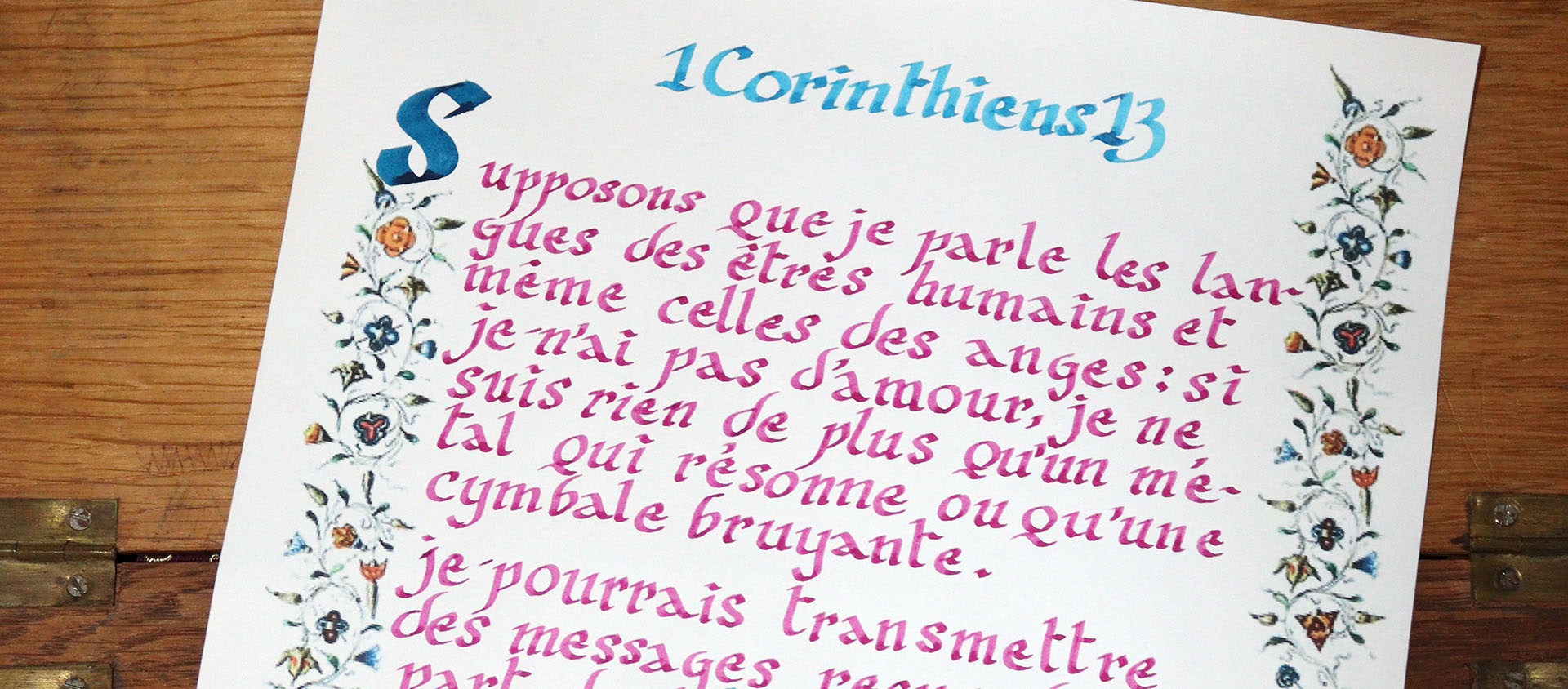Projet de la Bible manuscrite. L'Alliance biblique française propose de copier le Nouveau Testament et les Psaumes | © ABF
