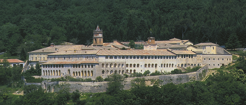 La chartreuse de Trisulti, dans les Monts Ernici, au nord de Rome | wikimedia commons Francorov, CC-BY-2.0