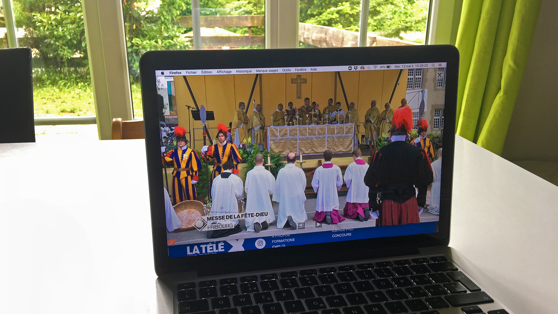 Fribourg: la Fête-Dieu 2020 se vivra uniquement à La Télé | © Grégory Roth