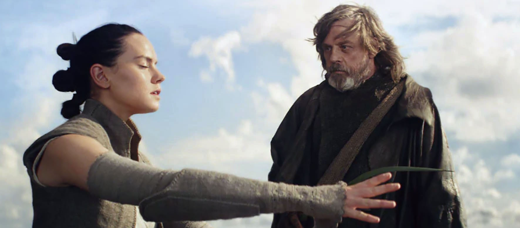 Luke Skywalker, icône de la saga Star Wars, apprend à Rey à maîtriser la 'Force' | Capture-écran 