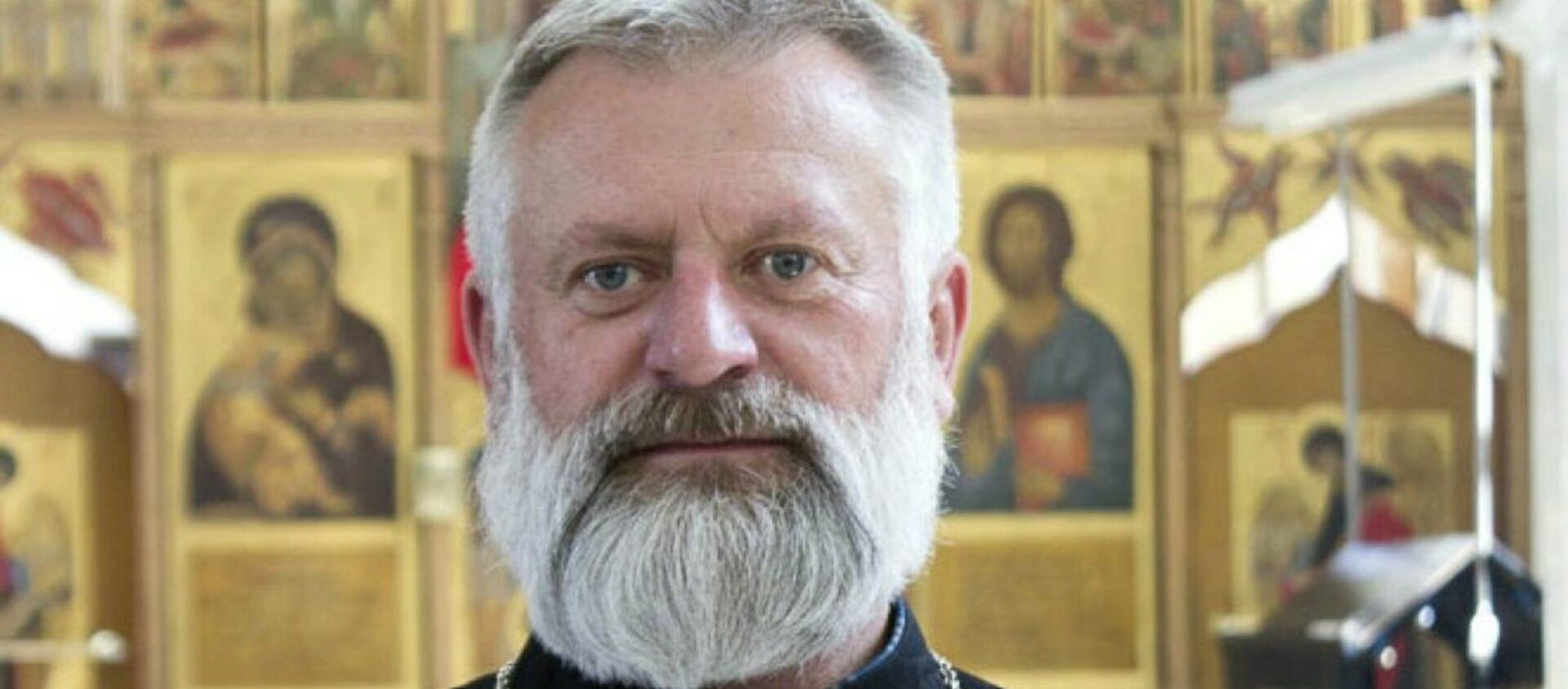 Le Père Gennady Butko, prêtre de la cathédrale orthodoxe des Saints Pierre et Paul de Minsk | © hb.bizmrg.com
