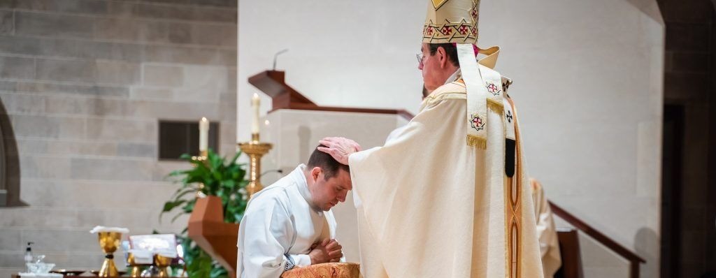 La vraie ordination du Père Matthew Hood, le 17 août 2020 | © Detroit Catholic