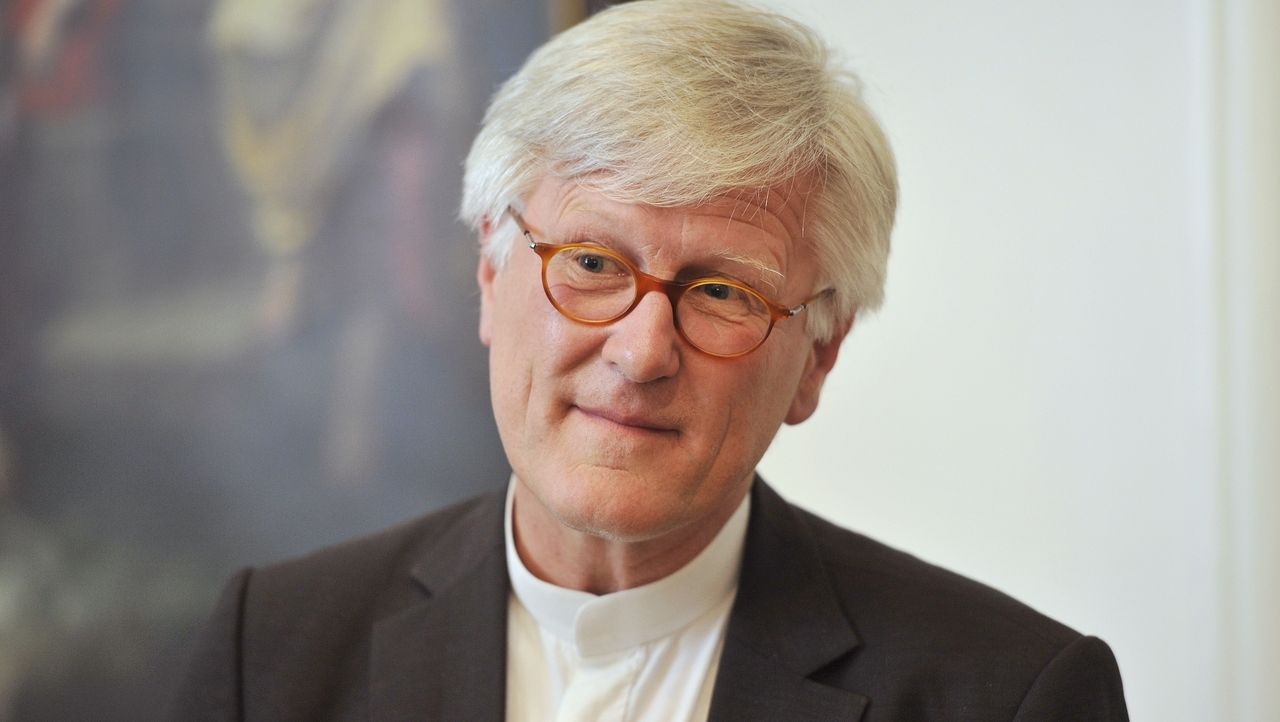 Heinrich Bedford-Strohm, président du Conseil de l'Eglise évangélique allemande (EKD), envisage de réduire le taux de l'impôt ecclésiastique pour les jeunes. | © BR