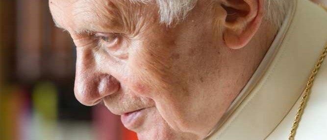 Le pape émérite Benoît XVI souffre d'une affection cutanée | photo illustrative © Vatican Media