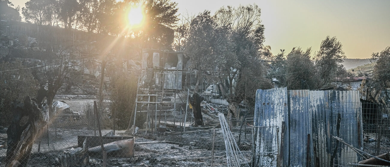 Le camp de réfugiés de Moria, sur l'île de Lesbos (Grèce), a été détruit par les flammes | © KEYSTONE/LAIF/Joris van Gennip