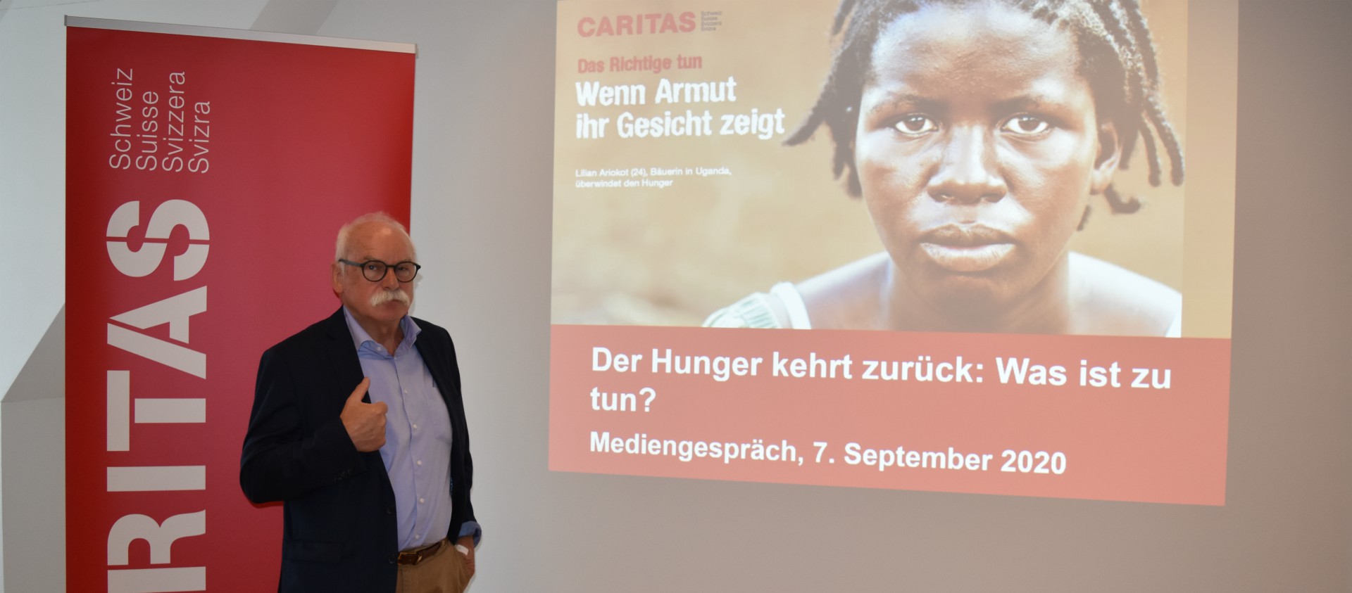 Au nom de Caritas Suisse, Hugo Fasel demande un milliard de francs supplémentaires de la Confédération pour venir en aide aux plus pauvres  | © Jacques Berset