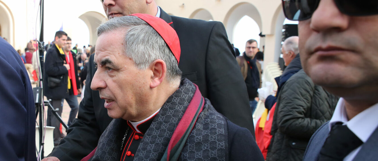 Le cardinal Becciu fait face à de nombreuses accusations  | © Bernard Hallet  