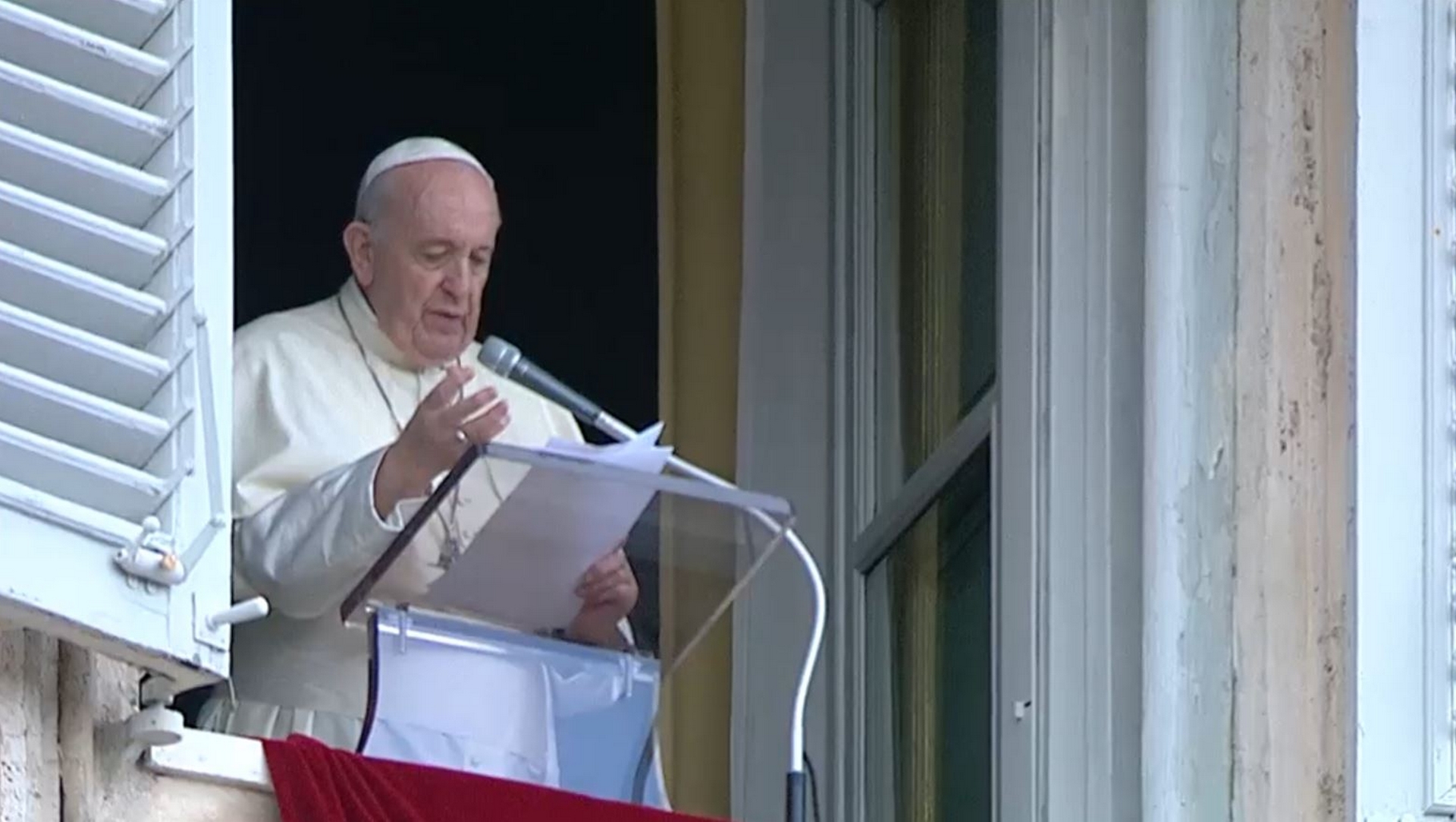 Le pape François lors de l'angelus | capture d'écran CTV