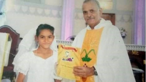 Pakistan: Fatima Arzoo Raja le jour de sa première Communion | DR
