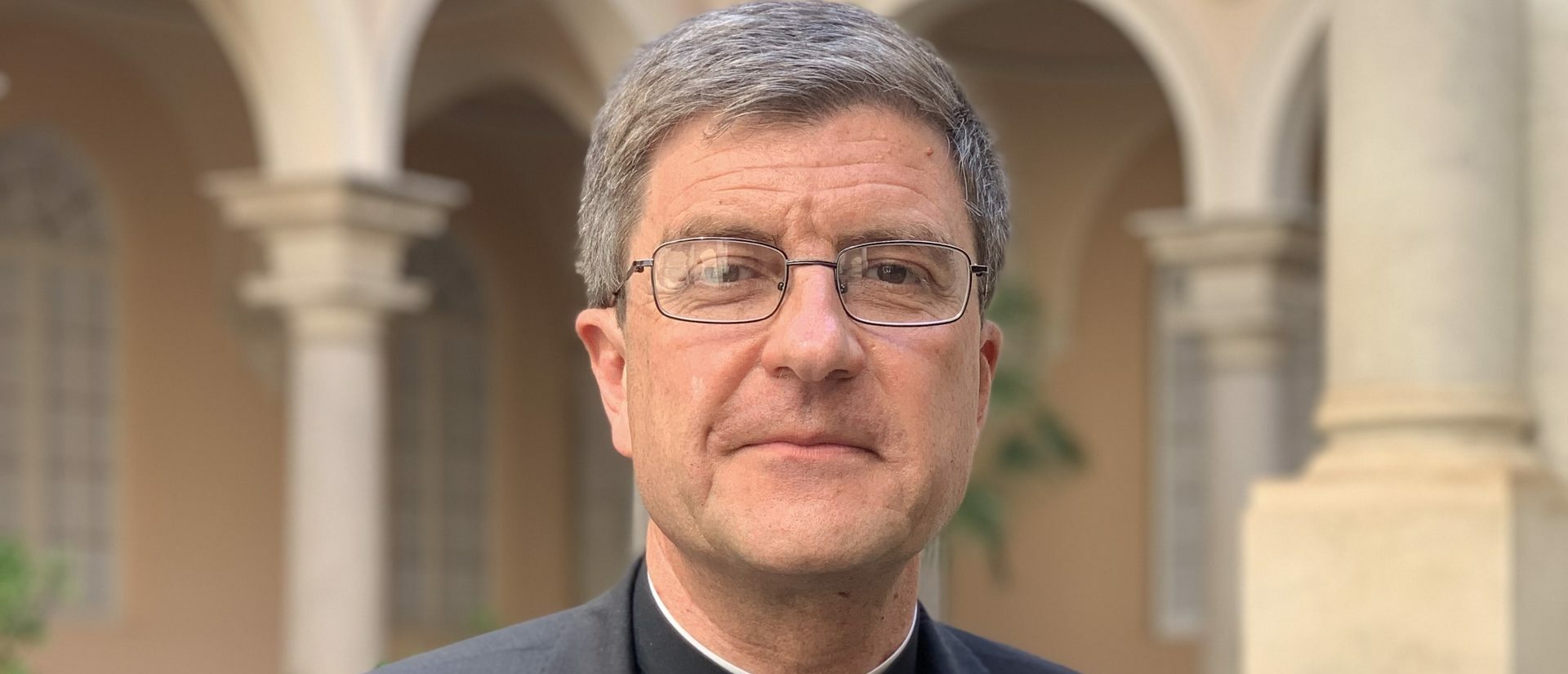Mgr Eric de Moulins-Beaufort conteste la suspension des messes en France  | © I.Media