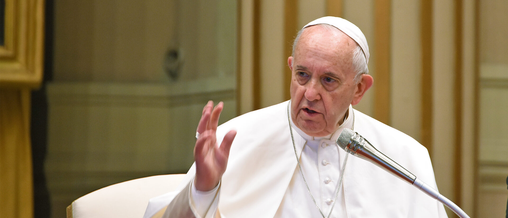 Le pape a exhorté les jeunes à travailler "avec les pauvres, non pour eux" | © Grégory Roth
