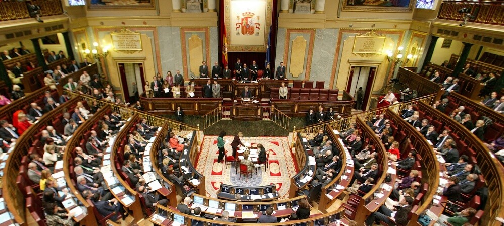 En Espagne, la votation par le Congrès des députés d’une loi légalisant l’euthanasie suscite la très vive opposition des évêques du pays | © ce	https://www.flickr.com/photos/presidenciamx/14394465115