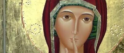 Le pape apprécie les icônes de la Vierge du silence | YouTube.com