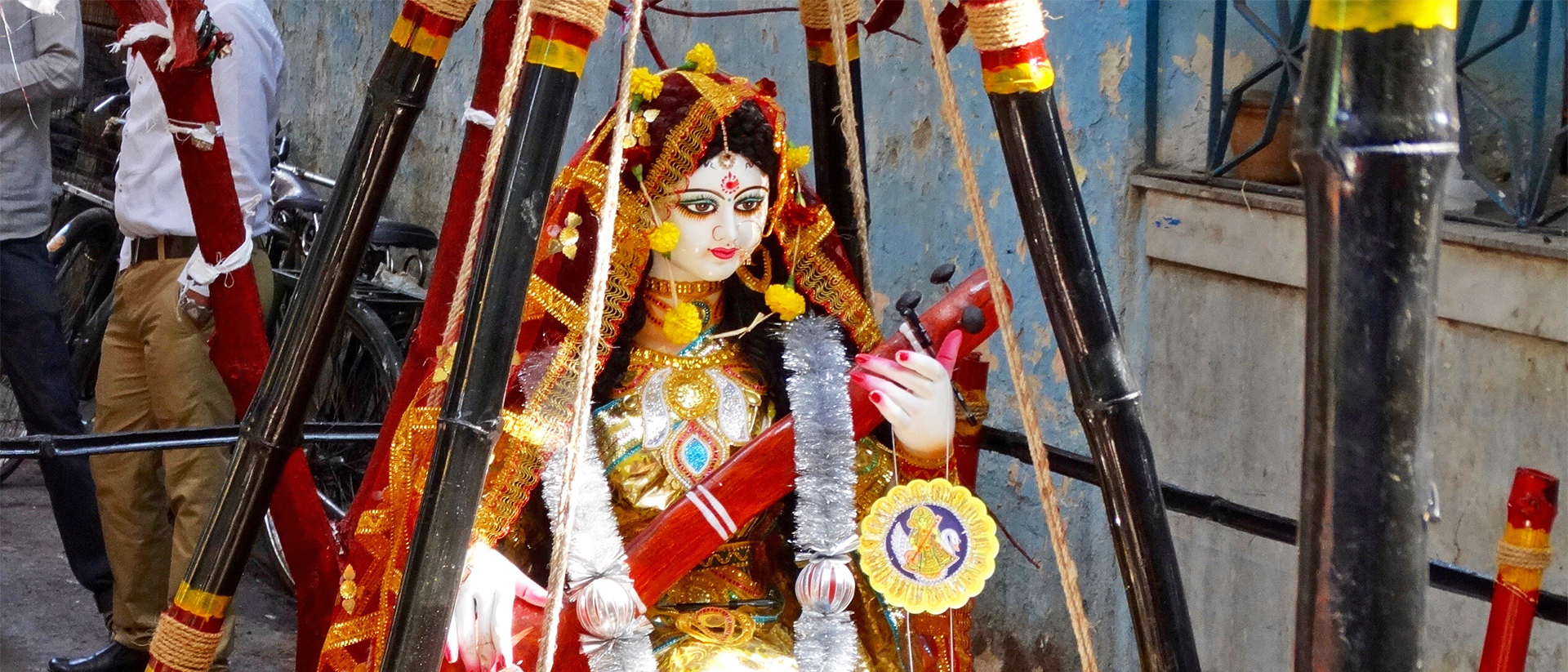 La célébration du festival hindou Vasant Panchami comprend la vénération de la déesse Saraswati | Wikimedia - Adam Jones - CC BY-SA 2.0 