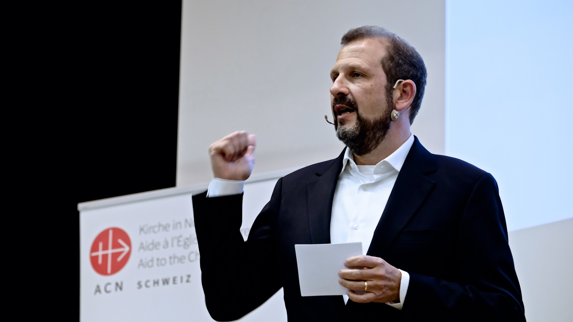 Giuseppe Gracia, porte-parole du diocèse de Coire, lors d'une assemblée d'Aide à l'Eglise en détresse | © Oliver Sittel 