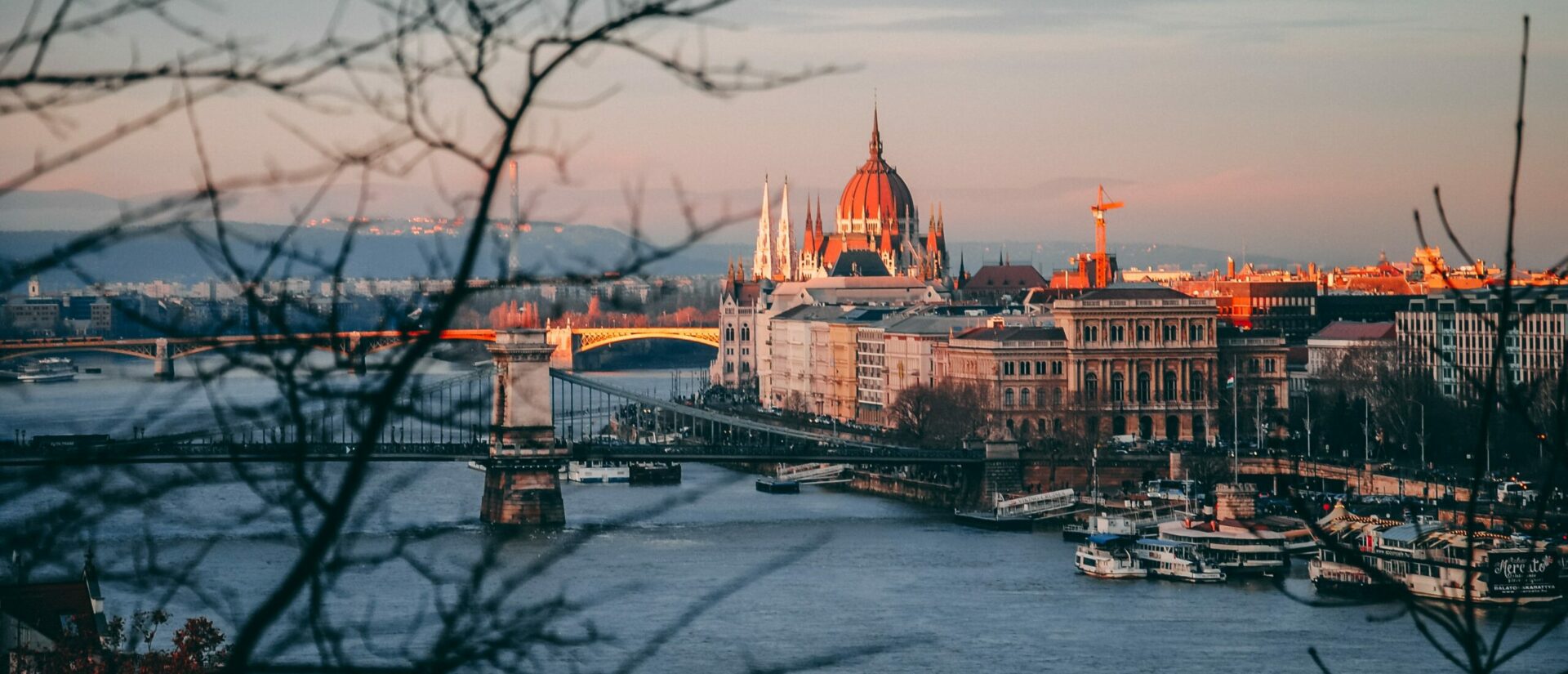 Le pape veut se rendre à Budapest pour le Congrès eucharistique international, en septembre 2021 | © Dan Novac/Unsplash