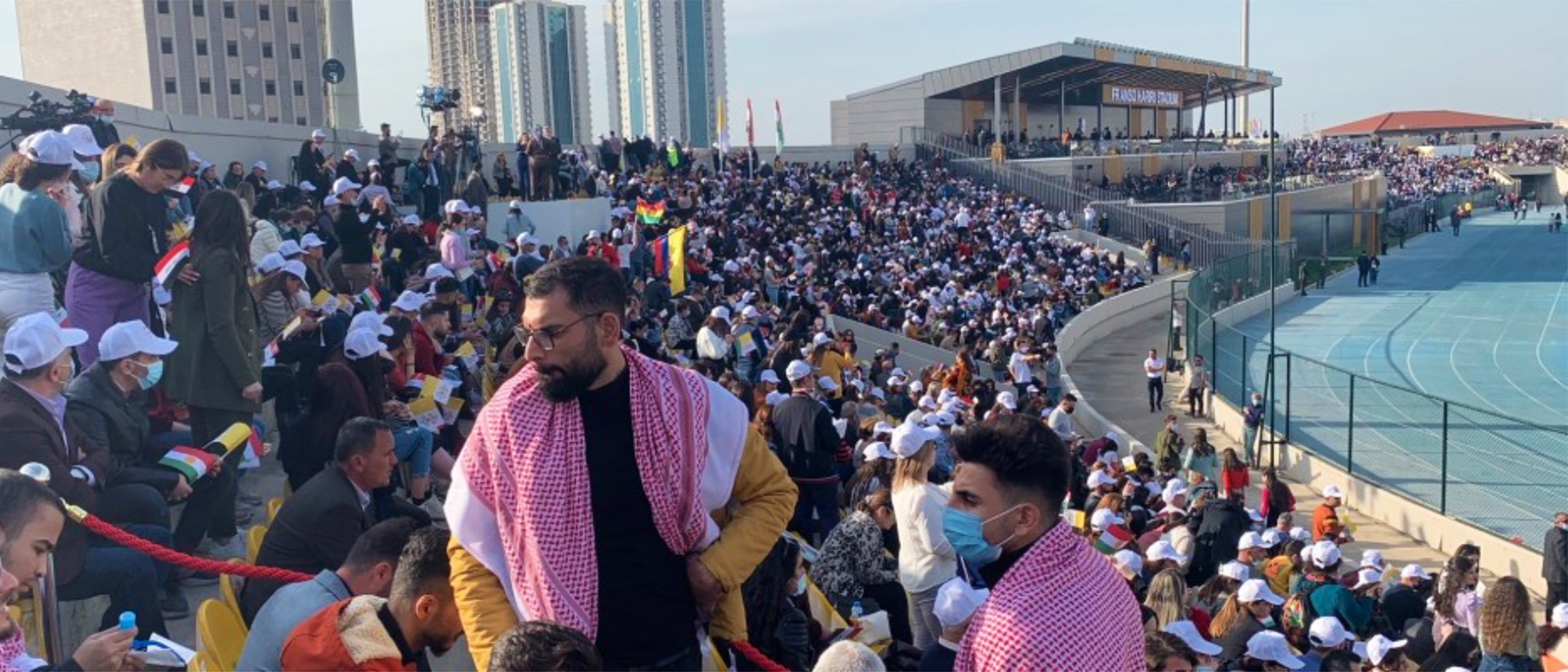 10'000 personnes rassemblées pour la messe au stade d'Erbil avec le pape, le 7 mars 2021 | © Arthur Herlin - I.Media