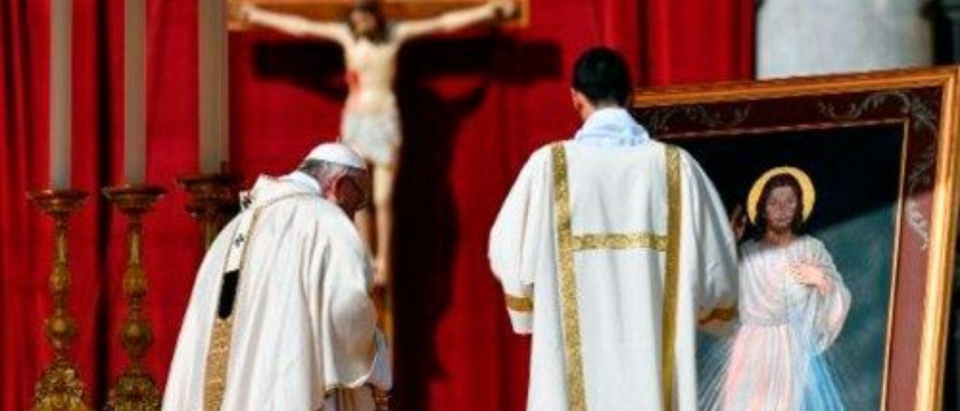 Le pape François invoque la Vierge Marie, « Mère de la Miséricorde » le 11 avril 2021  |  © Vatican Media