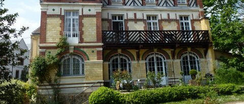 Le bâtiment des Murs Blancs, à Châtenay-Malabry | © emmanuel-mounier.org