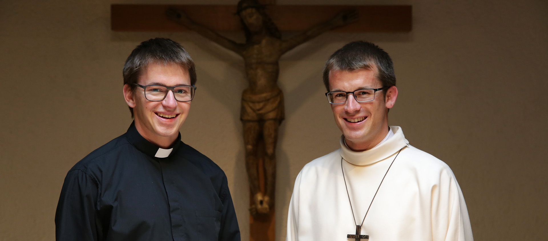 Valentin et Simon Roduit seront ordonnés prêtres le même jour par Mgr Jean-Marie Lovey | © Bernard Hallet