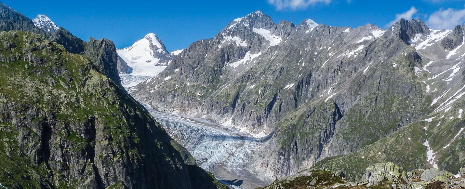 En Suisse, le réchauffement climatique a fait reculer les glaciers | photo: glacier d'Aletsch (BE) © Robert J Heath/Flickr/CC BY 2.0