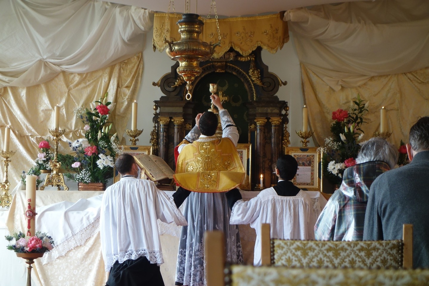 Messe selon le rite tridentin au Noirmont | DR