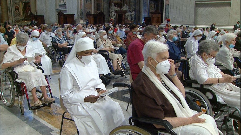 Première Journée mondiale des grands-parents et personnes âgées à la Basilique St-Pierre © Vatican Media