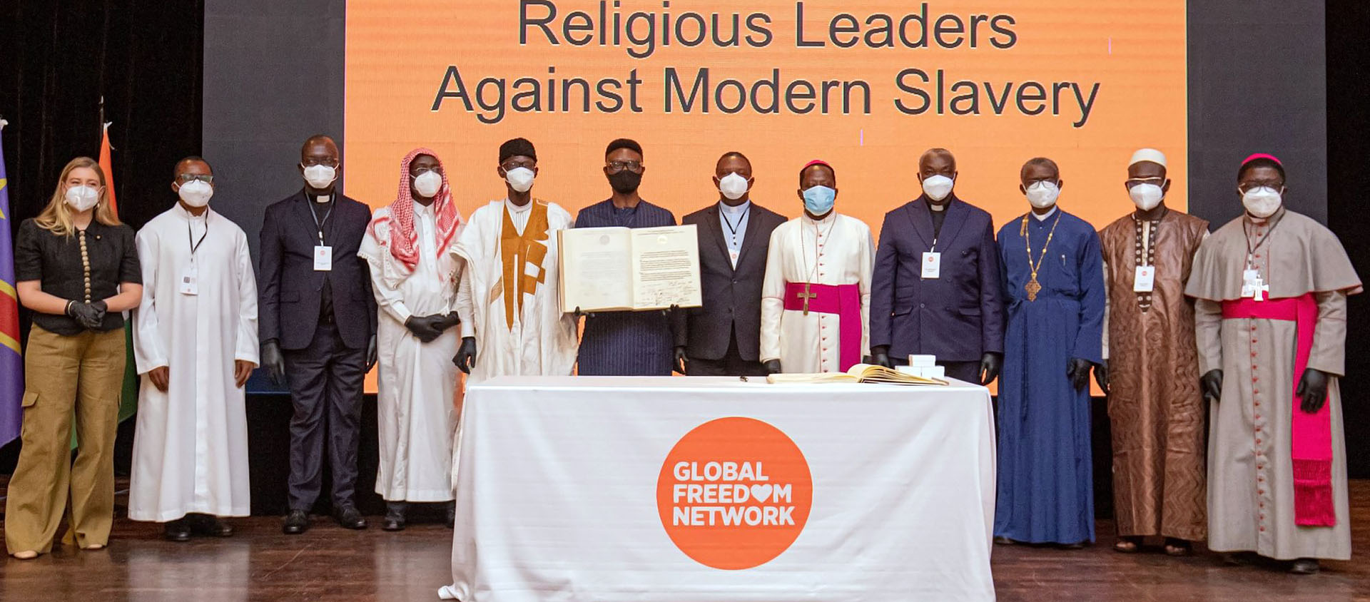14 chefs religieux de quatre pays africains ont signé la déclaration contre l'esclavage moderne | © Walk Free