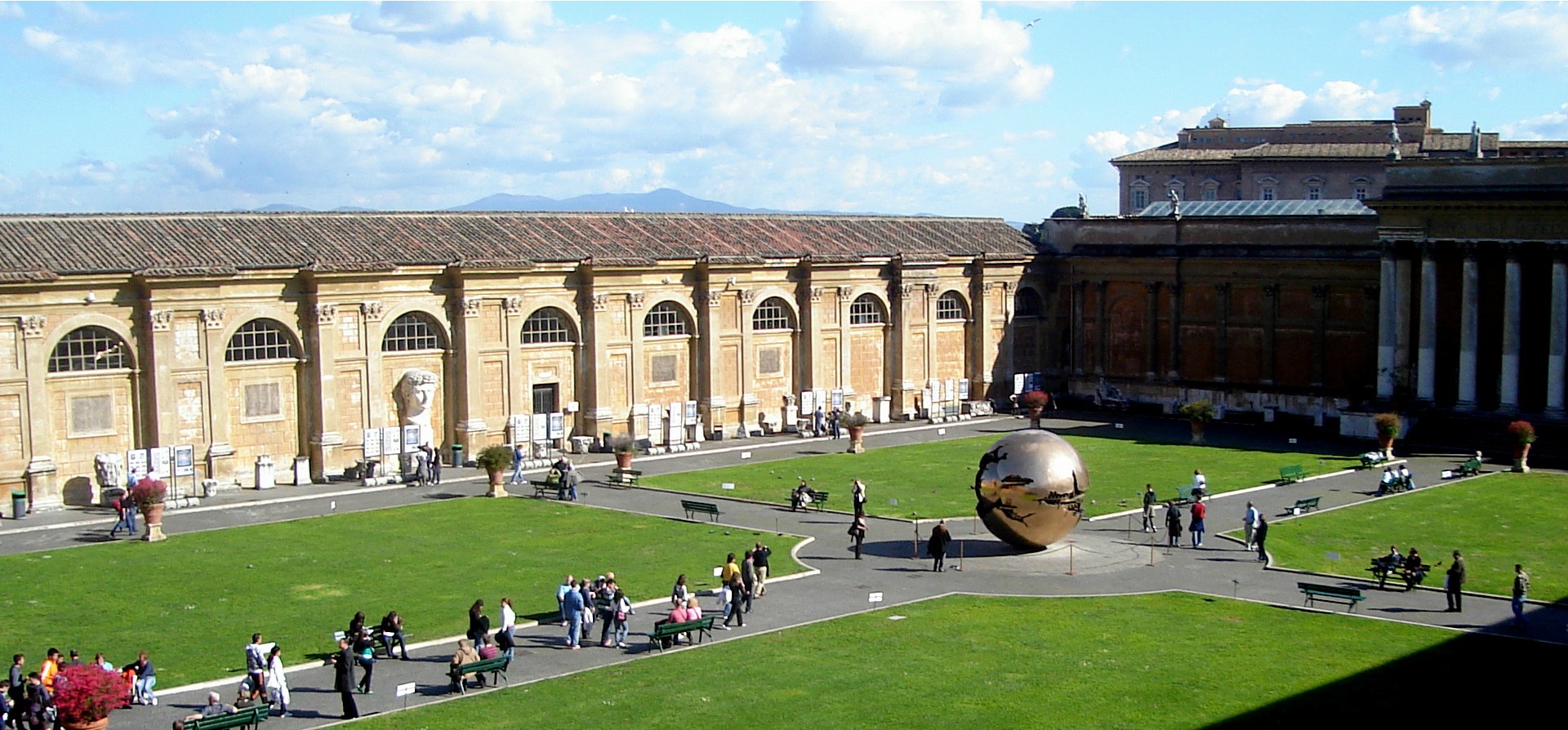 Le pass sanitaire est désormais demandé à l'entrée des Musées du Vatican | © Flickr/W. Chevillon/CC BY-NC-ND 2.0