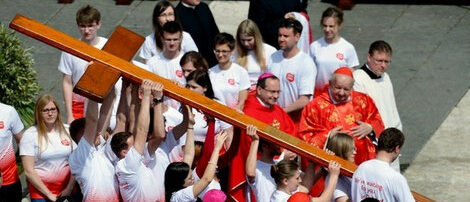 La Croix des JMJ part traditionnellement en pèlerinage à travers le monde | © jmj.ch