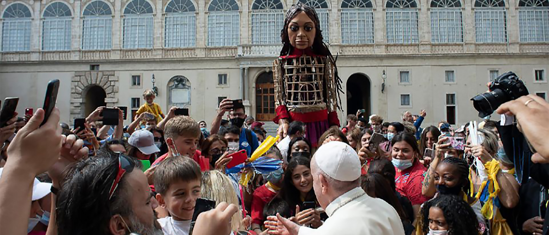 Partie de Syrie, la poupée Amal a fait halte au Vatican | © Vatican Media