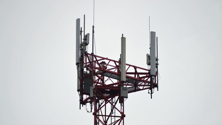 Antennes de téléphonie mobile 5G   | wikimedia commons CC-BY-SA-4.0