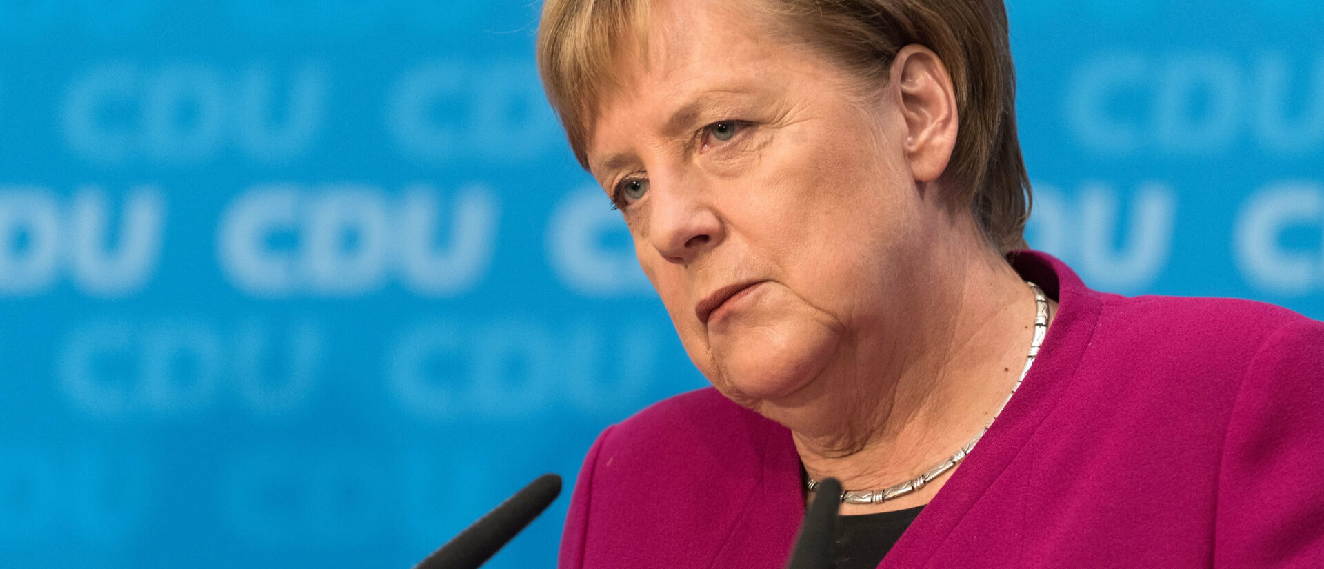 La chancelière Angela Merkel s'est entretenue avec le pape sur des thématiques tragiques et inquiétantes | © Faces of the World/Flickr/CC BY 2.0