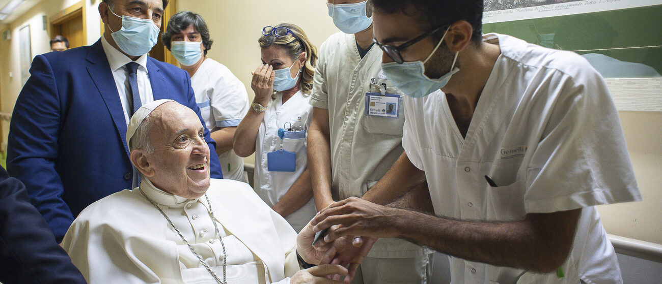 Le pape François s'est bien remis de son opération à l'hôpital Gemelli de Rome, en juillet 2021 | © Vatican Media via AP/Keystone