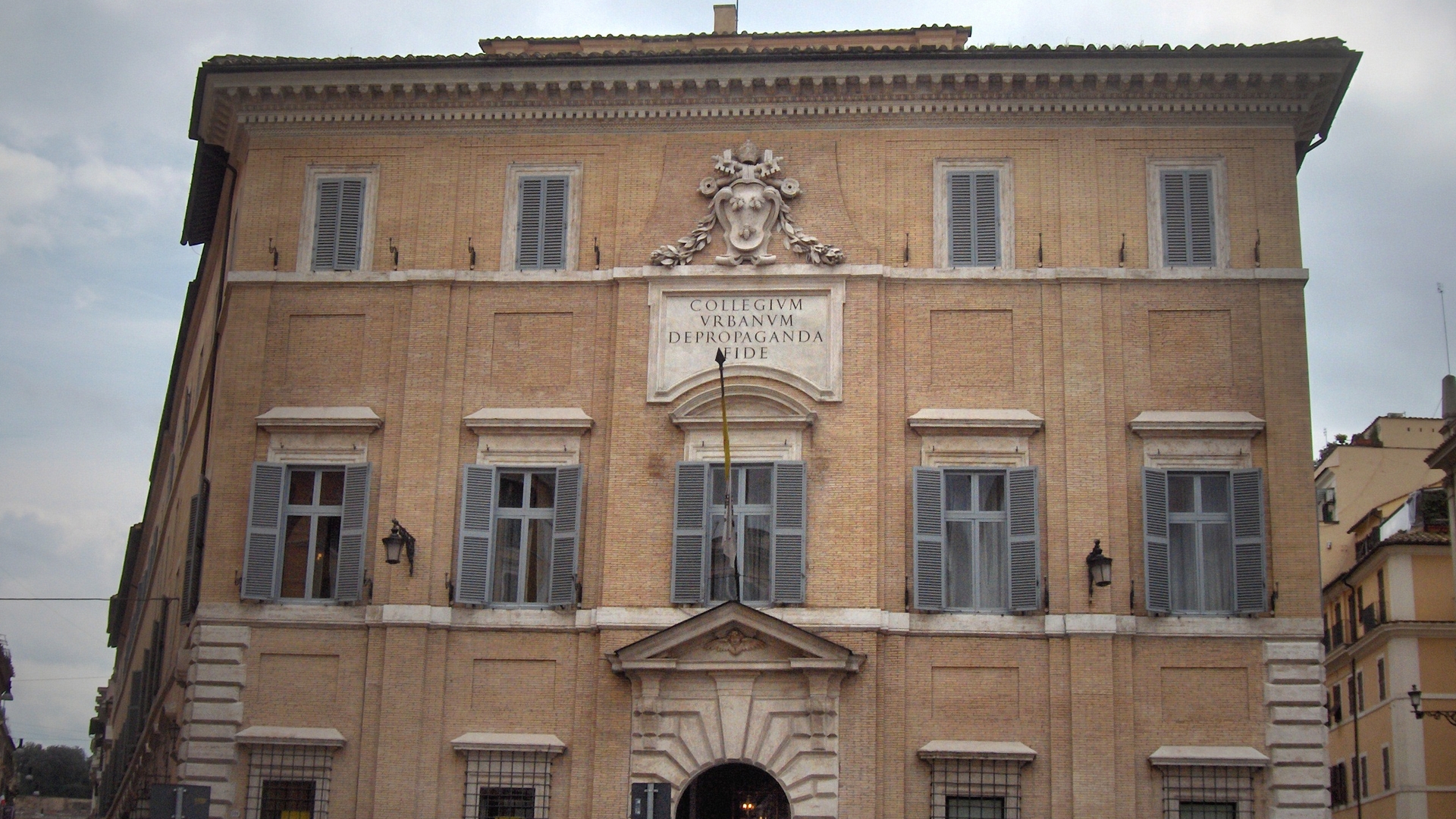 Le palais de la 'Propaganda Fide' s'ouvre sur la Piazza di Spagna à Rome | Wikimedia commons CC-BY-SA-2.0