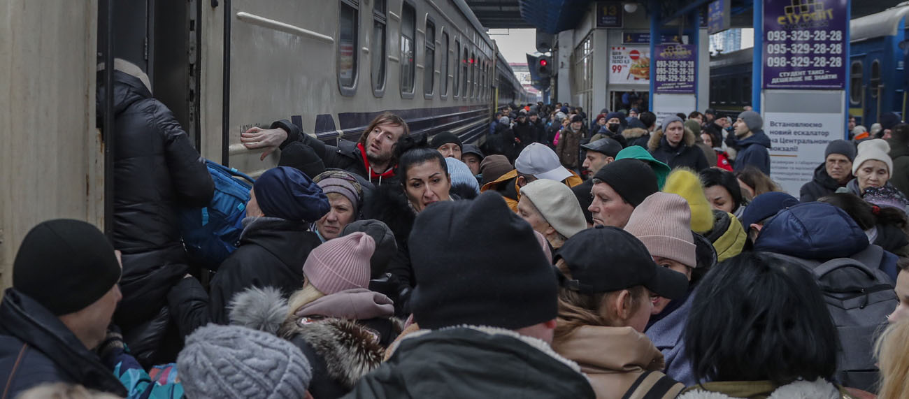 "Nous nous sommes rendus à la gare de Kiev. À l'intérieur, une foule énorme; et la gare est immense" | © Keystone/EPA/Zurab Kurtsikidze