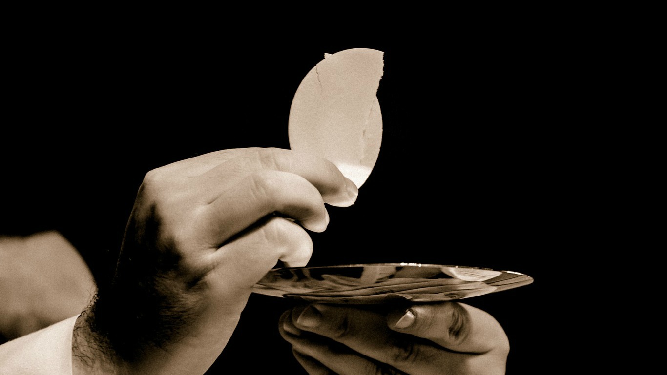 C’est de notre foi, et de notre «sentiment» de présence de Jésus dans l’Eucharistie, que doit naître une «révérence spontanée», a indiqué Raniero Cantalamessa | © Pixabay