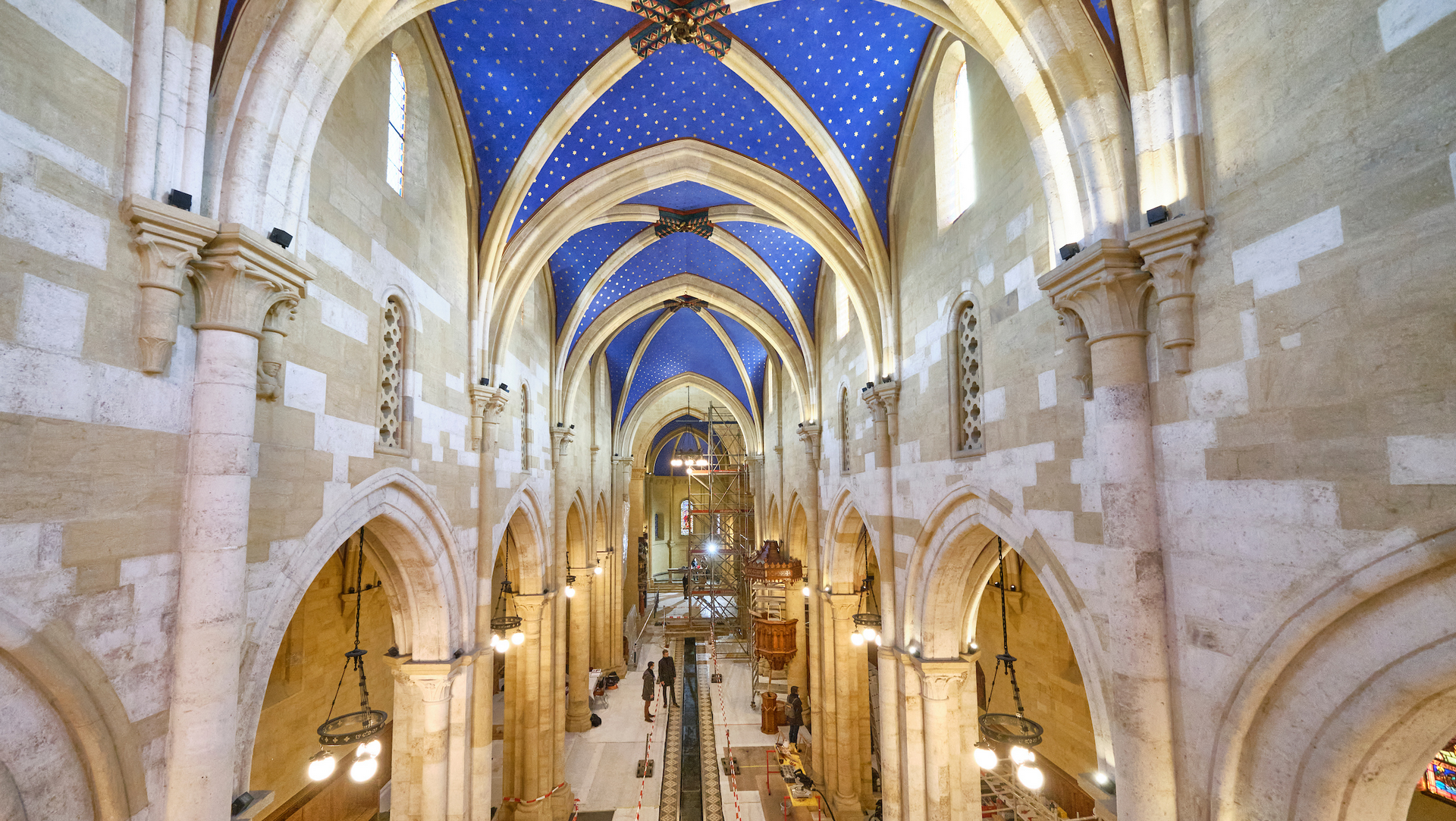 La collégiale de Neuchâtel a retrouvé son plafond étoilé | © service de presse Bernard Python