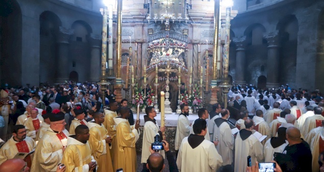 Dimanche de Pâques au Saint Sépulcre, de Jérusalem | Patriarcat latin de Jérusalem