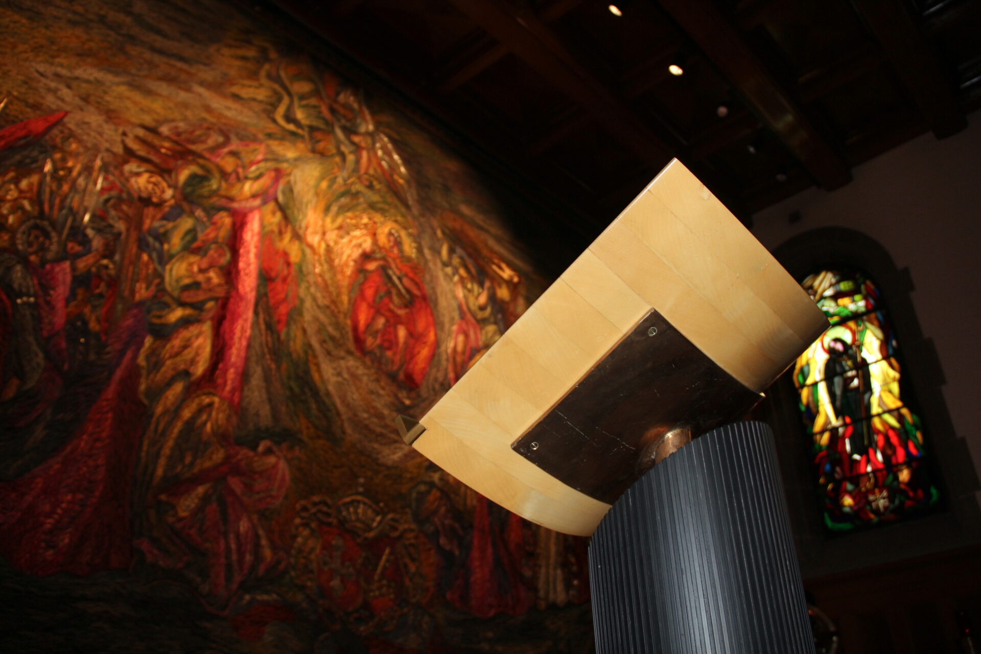 La tapisserie de saint Victor, dans la chapelle éponyme de l’église Saint-Joseph à Genève. | © JDSV