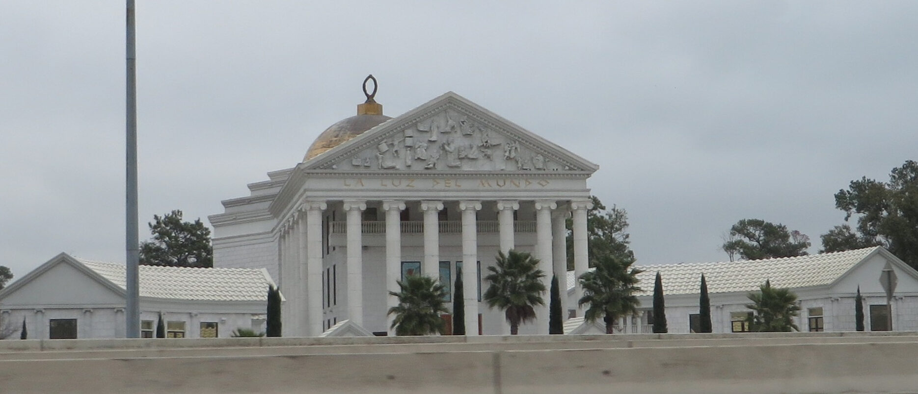 Une église du mouvement "La Luz del Mundo", à Houston (Texas) | © Ken Lund/Flickr/CC BY-SA 2.0