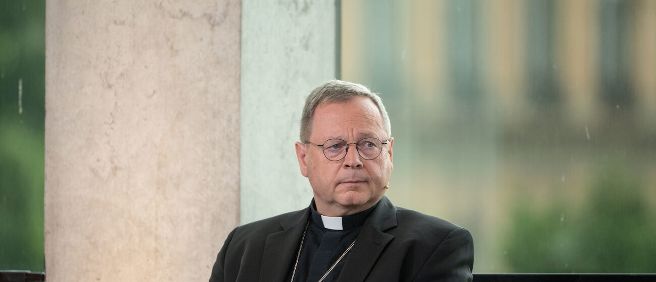 La position de Mgr Georg Bätzing, président de la Conférence épiscopale allemande, semble fragilisée | © KEYSTONE/DPA/Marijan Murat