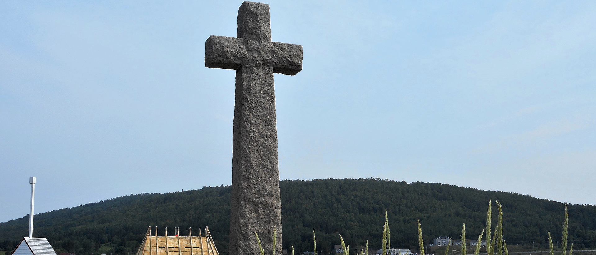 Croix de granit de Gaspé en hommage à Jacques Cartier (Canada) | © Jean Gagnon - Wikicommons – CC BY-SA 3.0