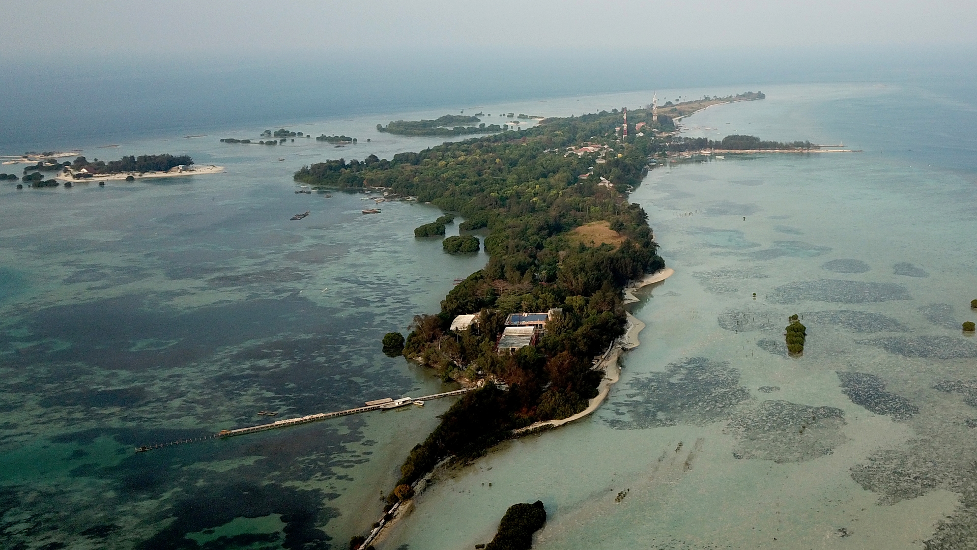 L'île indonésienne de Pari se trouve juste au-dessus du niveau de la mer. © mad