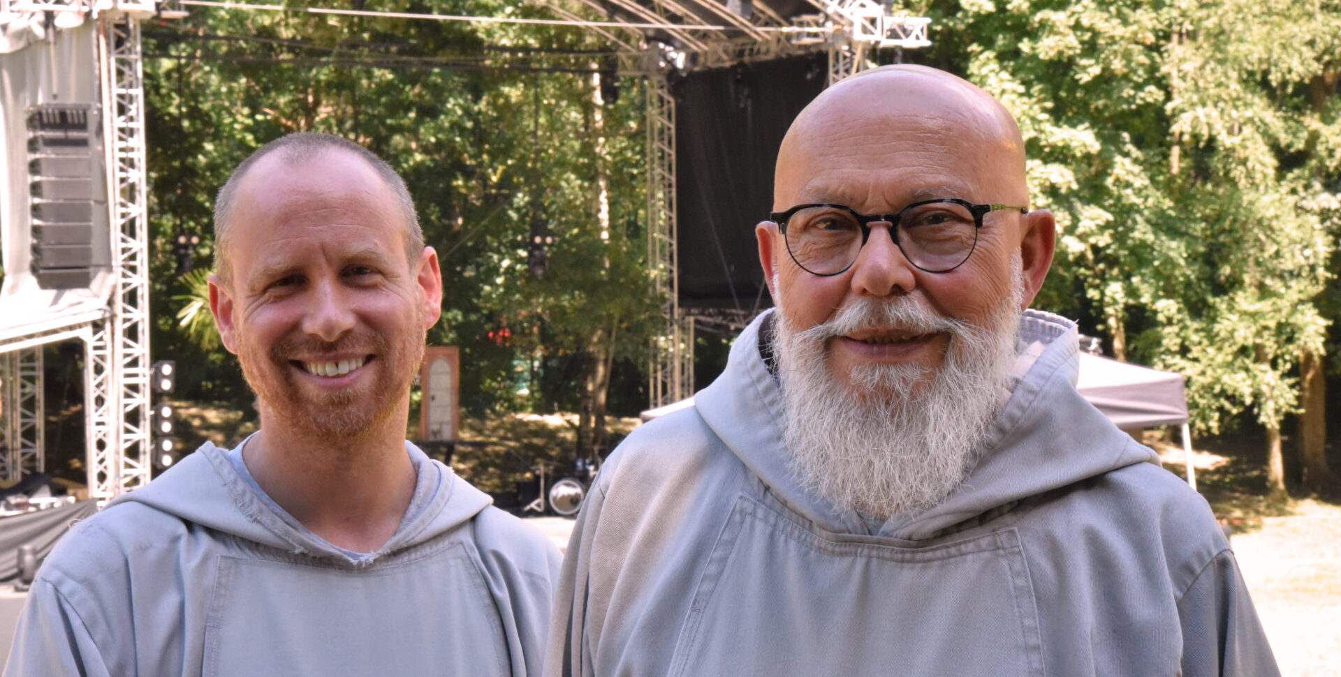 Les 'franciscains du Bronx' Angelo Lefever (à g.) et Raphaël-Jacques Gilou étaient au festival Metanoia 2022 | © Raphaël Zbinden