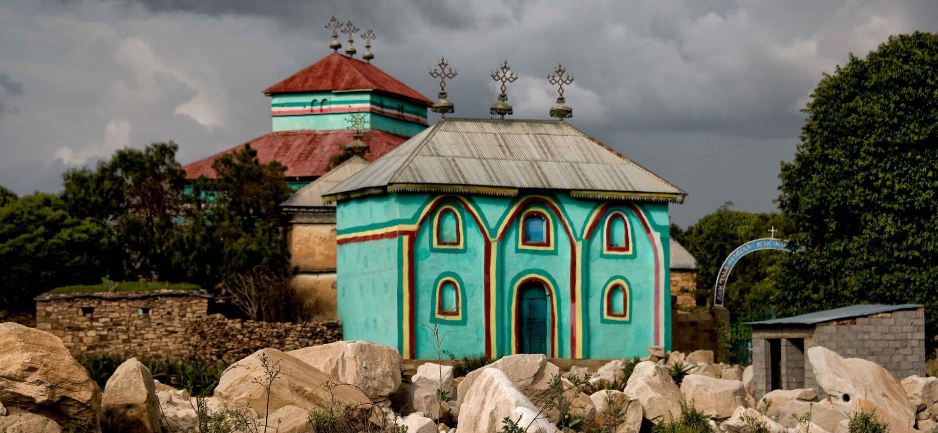 De nombreux lieux saints auraient été victimes de déprédations dans le Tigré (Ethiopie) | photo d'illustration: un lieu de culte orthodoxe à Aksum © Rodd Waddington/Flickr/CC BY-SA 2.0